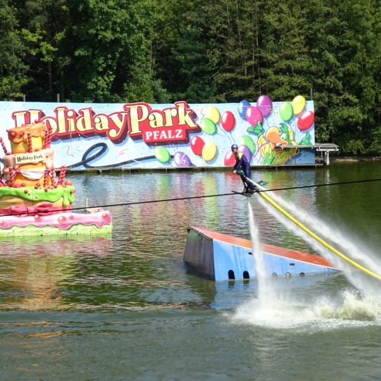 Familienausflug zum Holiday Park