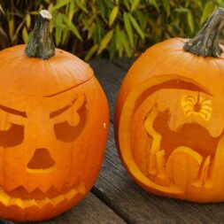 Happy Halloween - Kürbisschnitzen für Groß & Klein